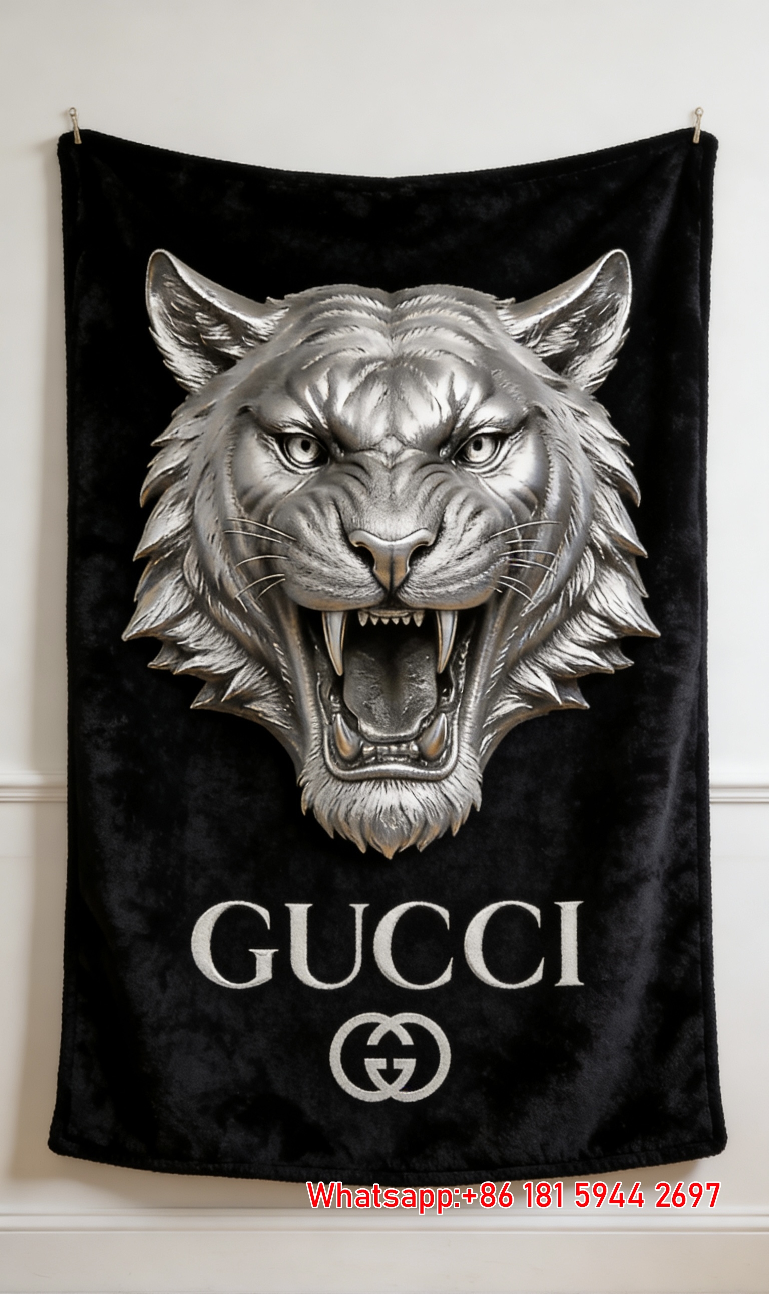 Gucci Tiger Head Fleece Throw blankets IMG_2694